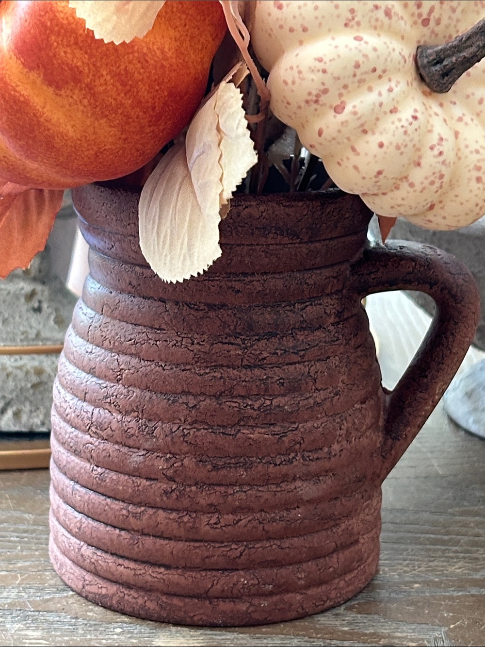 NEW! Shabby Chic Autumn Pumpkin Floral Arrangement in Rustic Ceramic Milk Jug - Picture 3 of 5